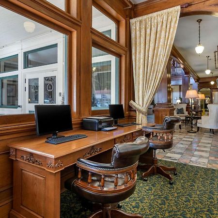 Windsor Hotel, Ascend Hotel Collection Америкус Экстерьер фото