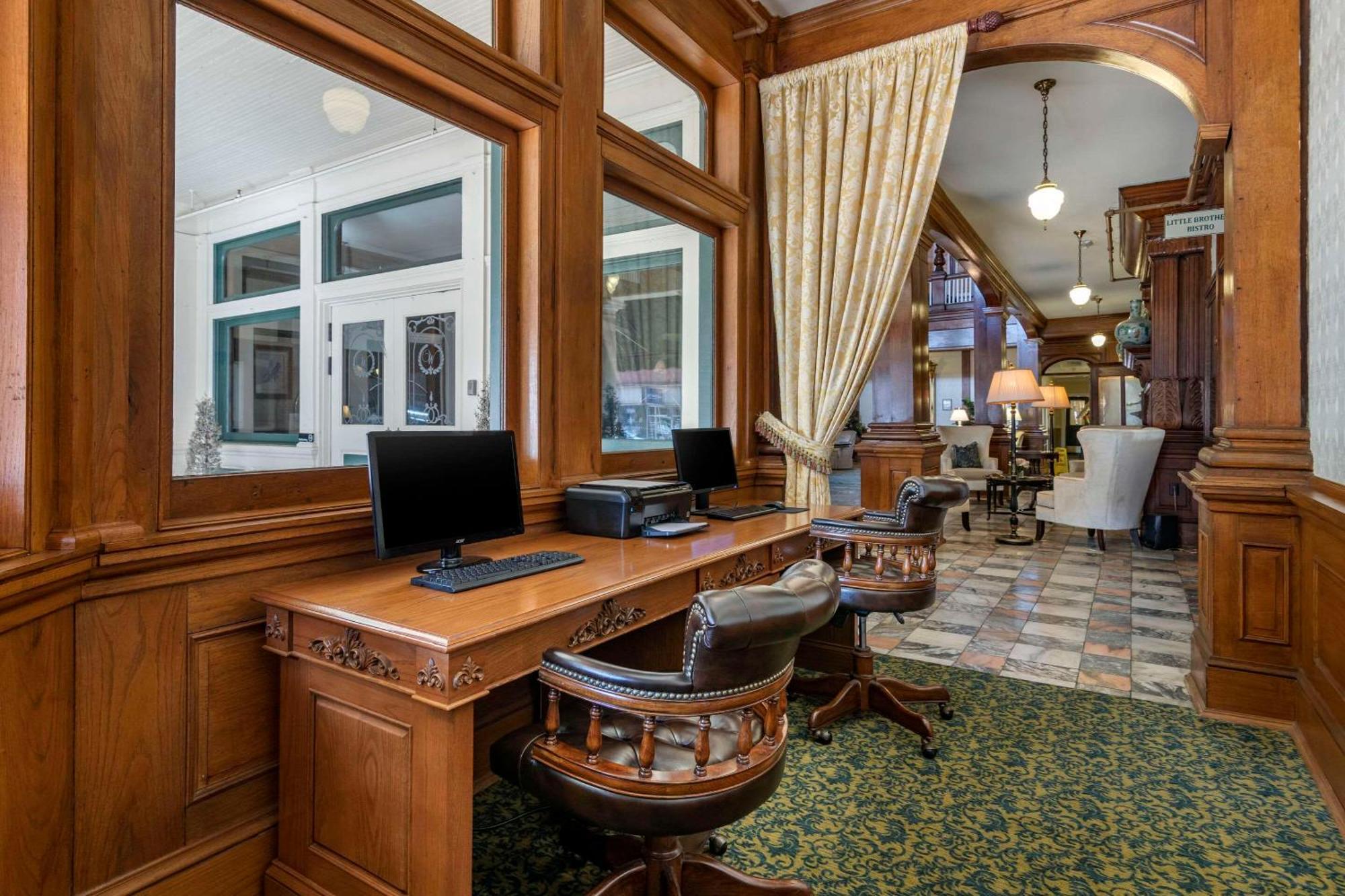 Windsor Hotel, Ascend Hotel Collection Америкус Экстерьер фото