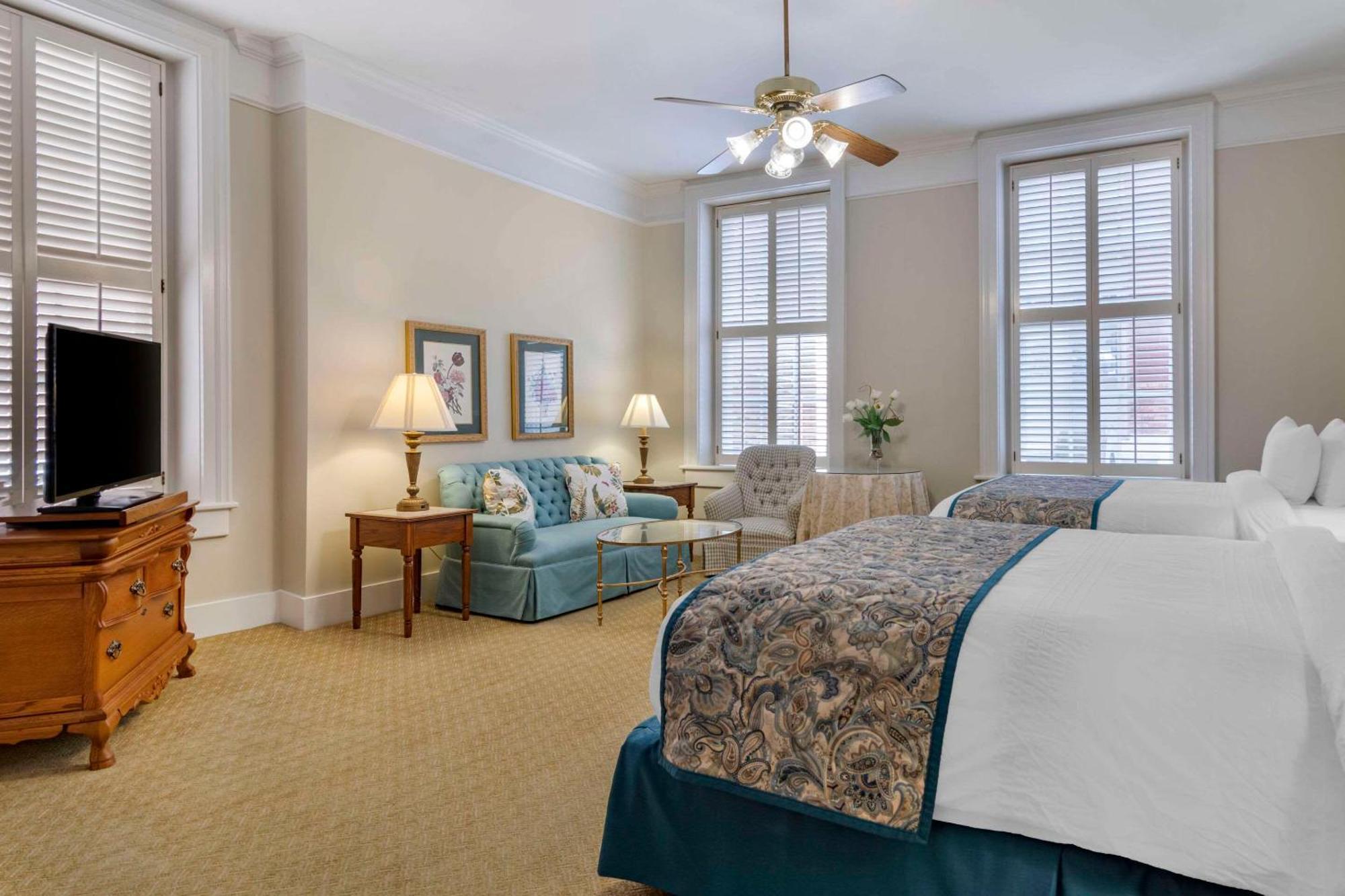 Windsor Hotel, Ascend Hotel Collection Америкус Экстерьер фото