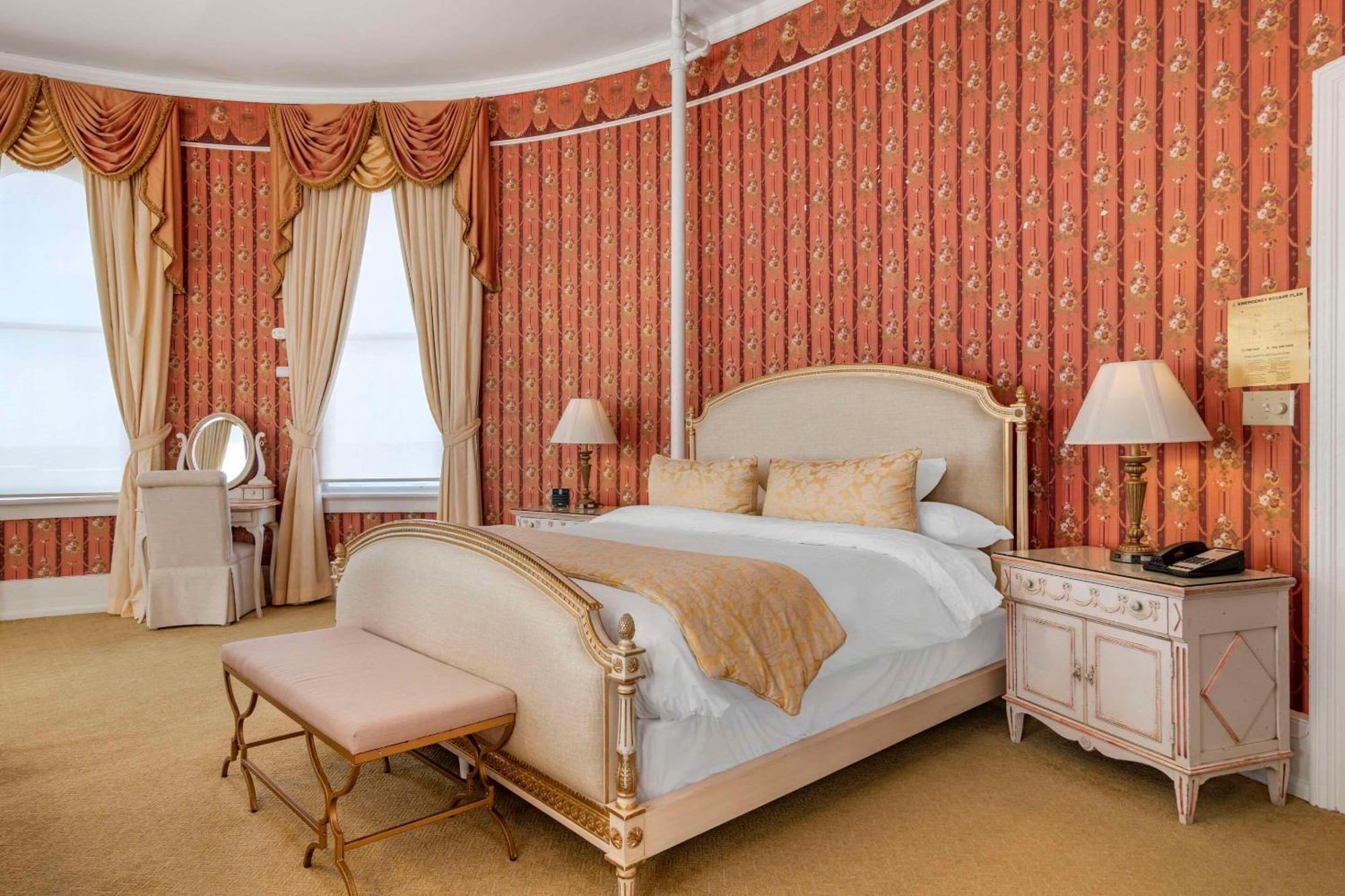 Windsor Hotel, Ascend Hotel Collection Америкус Экстерьер фото
